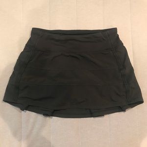 black lulu skirt size 2